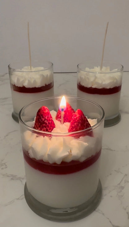 Strawberry Dessert Scented Candle